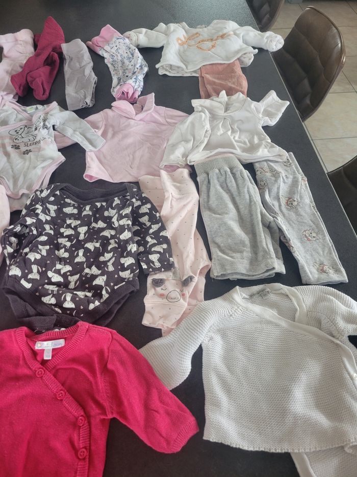 Lot vêtements fille - photo numéro 3
