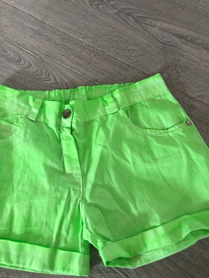 Short vert fluo 12 ans - photo numéro 3