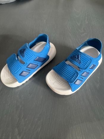 Sandales à scratchs Adidas - taille 20/21