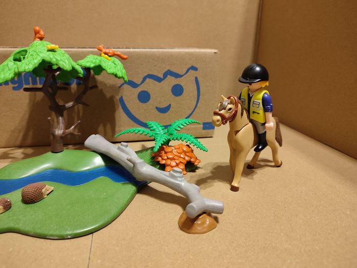 Playmobil 6947 Cavaliers avec poneys et Cheval occasion - photo numéro 2