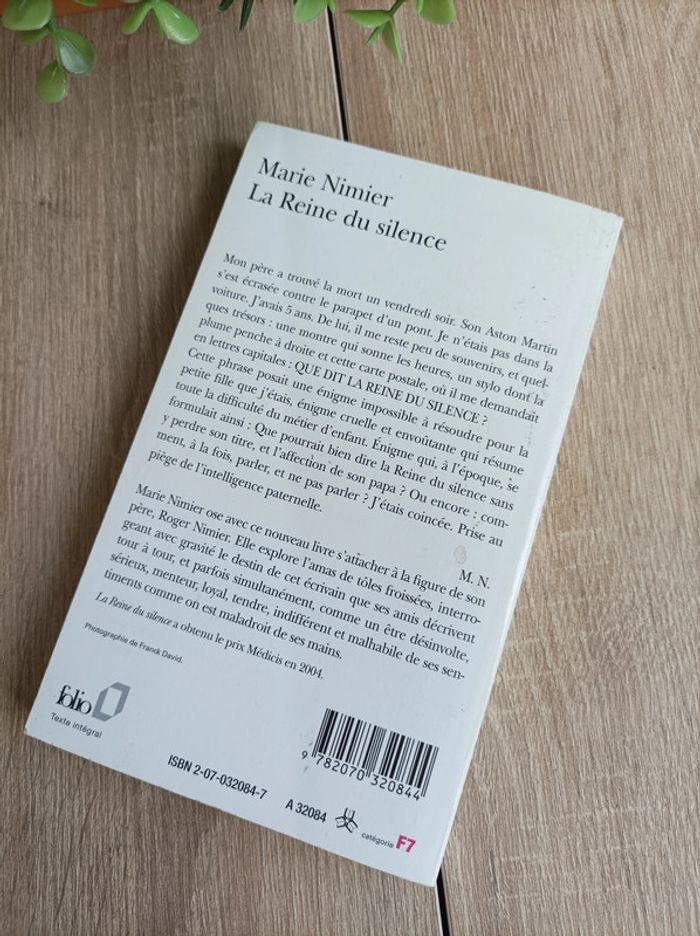 Livre La reine du silence Folio - photo numéro 2