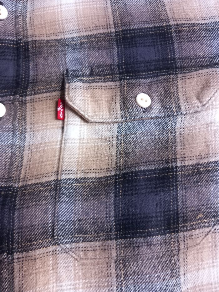 Chemise a manches longues taille m. Marque Levi.s - photo numéro 4