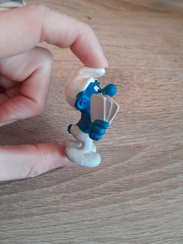 Magnifique figurine ancienne stroumpf joueur de poker - photo numéro 4