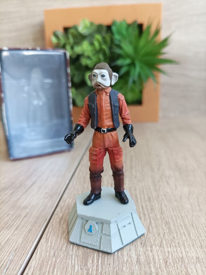 Figurine pièce d'échecs star wars sullustan Altaya - photo numéro 2