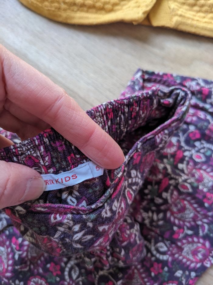 Lot gilet et jupes sergent major et Monoprix 4 ans - photo numéro 7