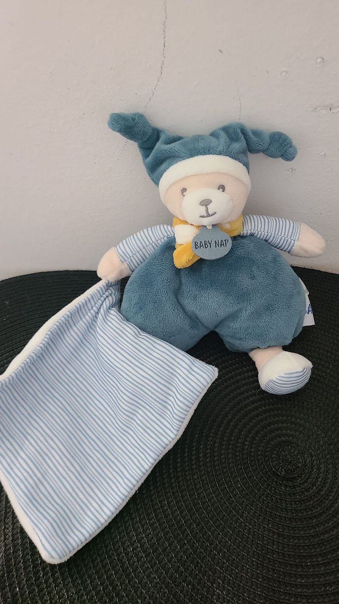 Doudou mouchoir ours BABY NAT Polochon bleu blanc - photo numéro 3