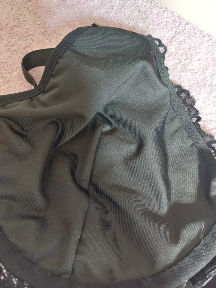 Soutien-gorge dentelle - photo numéro 2