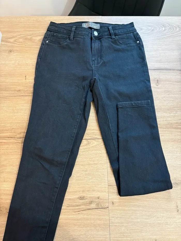 jeans slim taille 36