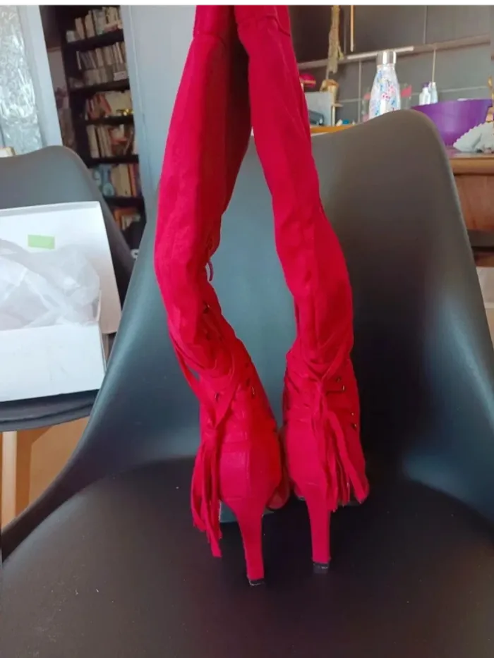 Bottes cuissardes rouge 37 - photo numéro 5