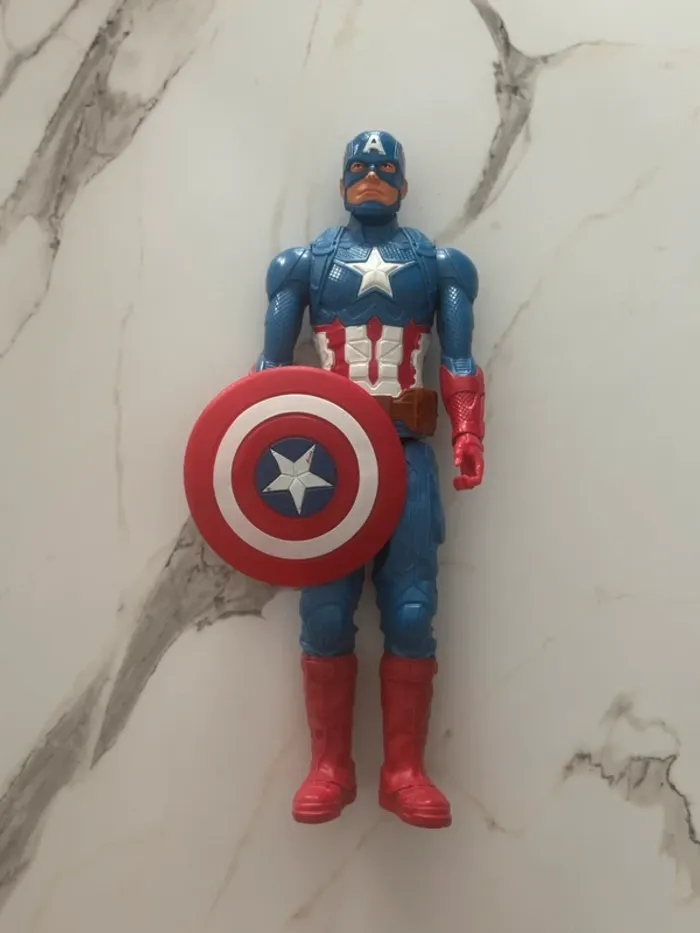 Figurinestitan heroes Captain America 30 cm