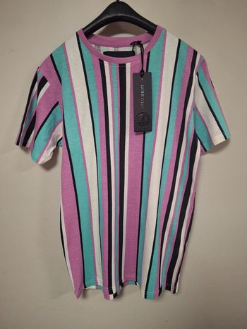 T-shirt homme neuf avec étiquette taille S
