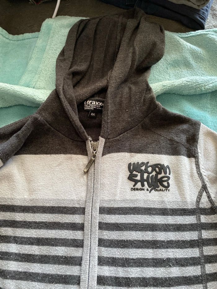 Gilet gris - photo numéro 2