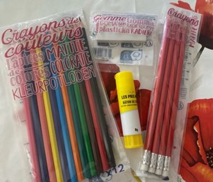 Kit lot fourniture scolaire rentree des classes