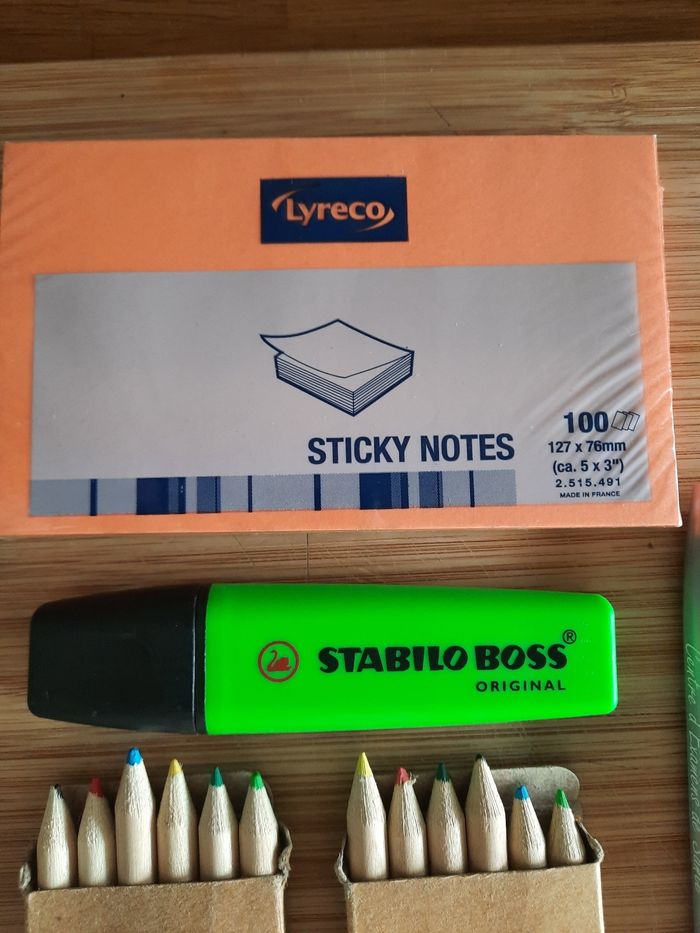 Lot fournitures scolaires NEUF - photo numéro 3