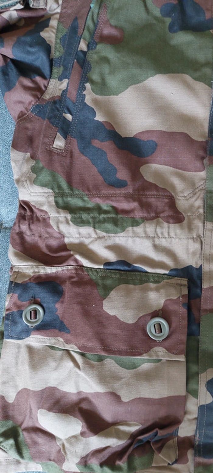 Treillis veste et pantalon t4 - photo numéro 7