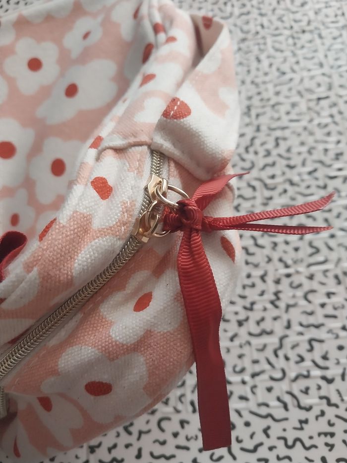 Trousse de toilette / Vanity Blissim x Margot YMF – édition limitée fleurs - photo numéro 3