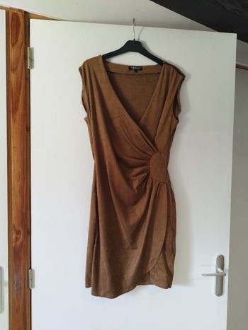 Robe courte