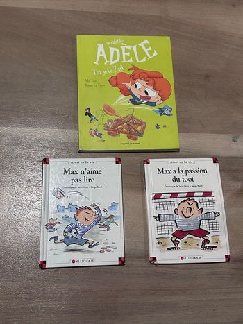 Livre BD lot Mortelle Adèle toi je te zut Max n’aime pas lire et Max aime le foot