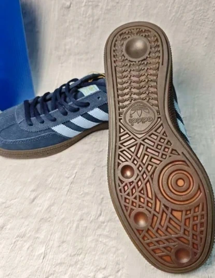 Baskets Adidas handball spezial  taille 39 - photo numéro 5