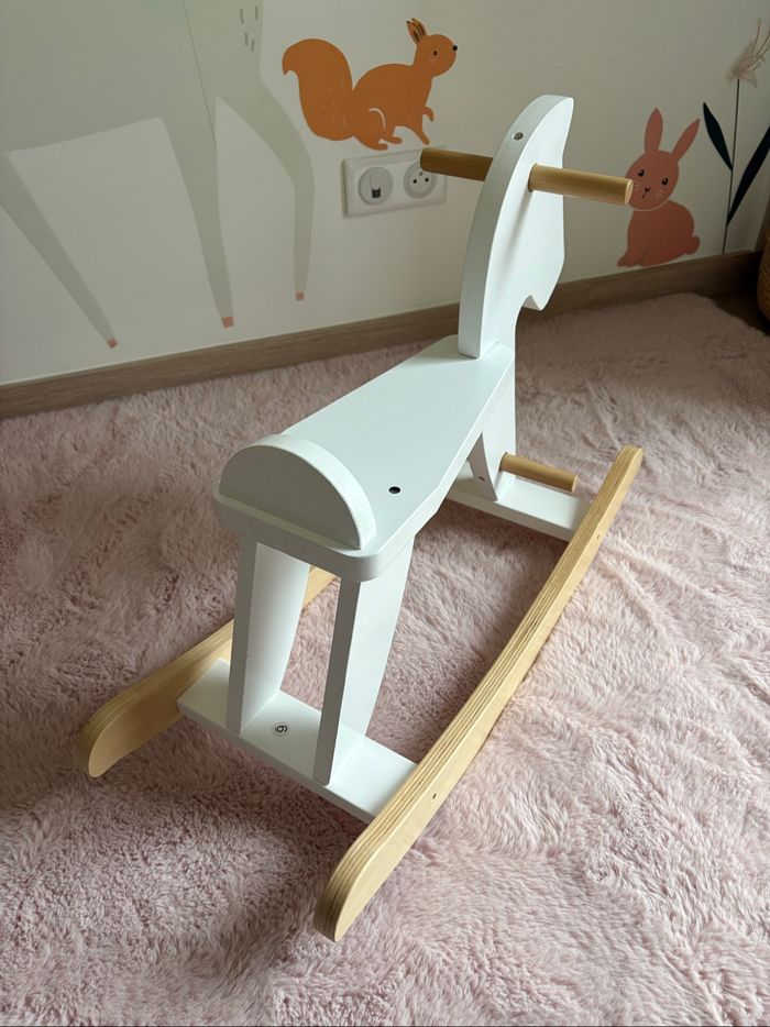 Cheval à bascule en bois - photo numéro 2