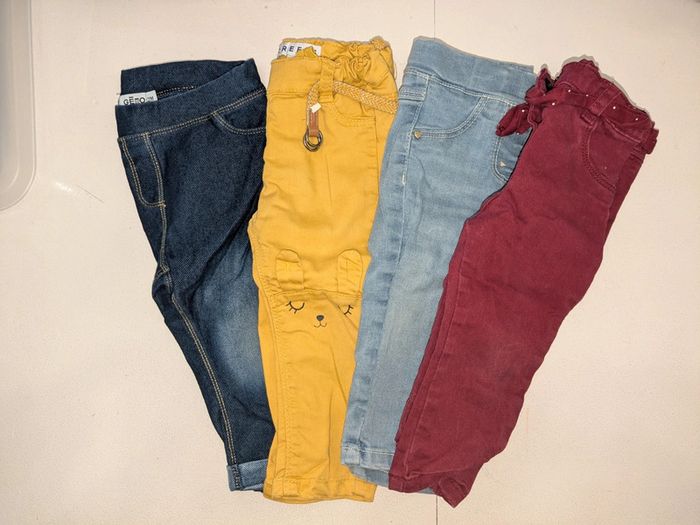 Lot de 4 pantalons bébé fille 12 mois