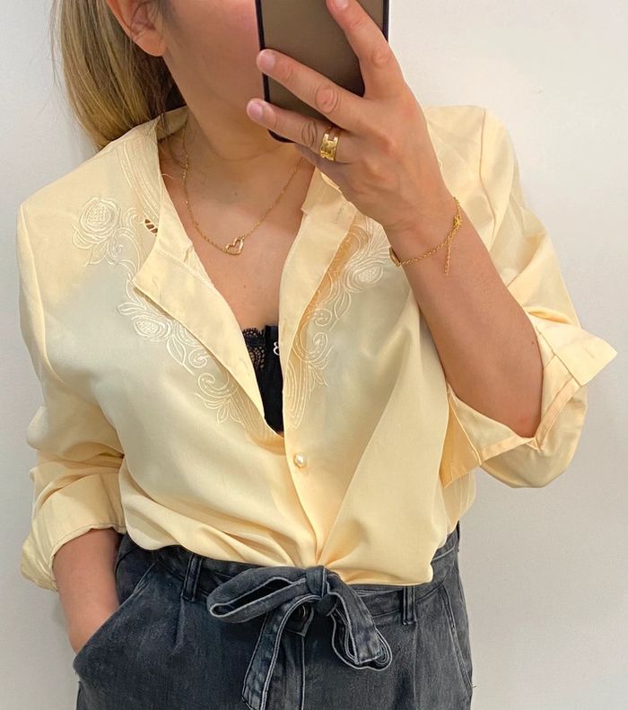 Chemise brodée