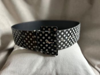 Ceinture noir à pois