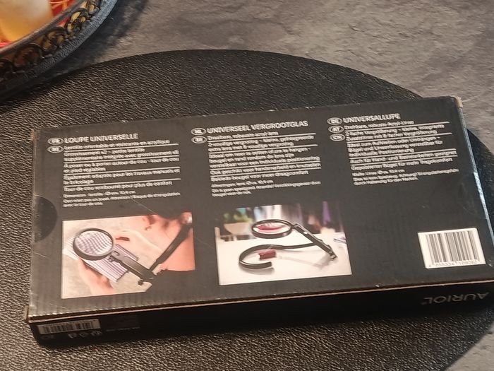 Loupe de lecture neuf - photo numéro 3