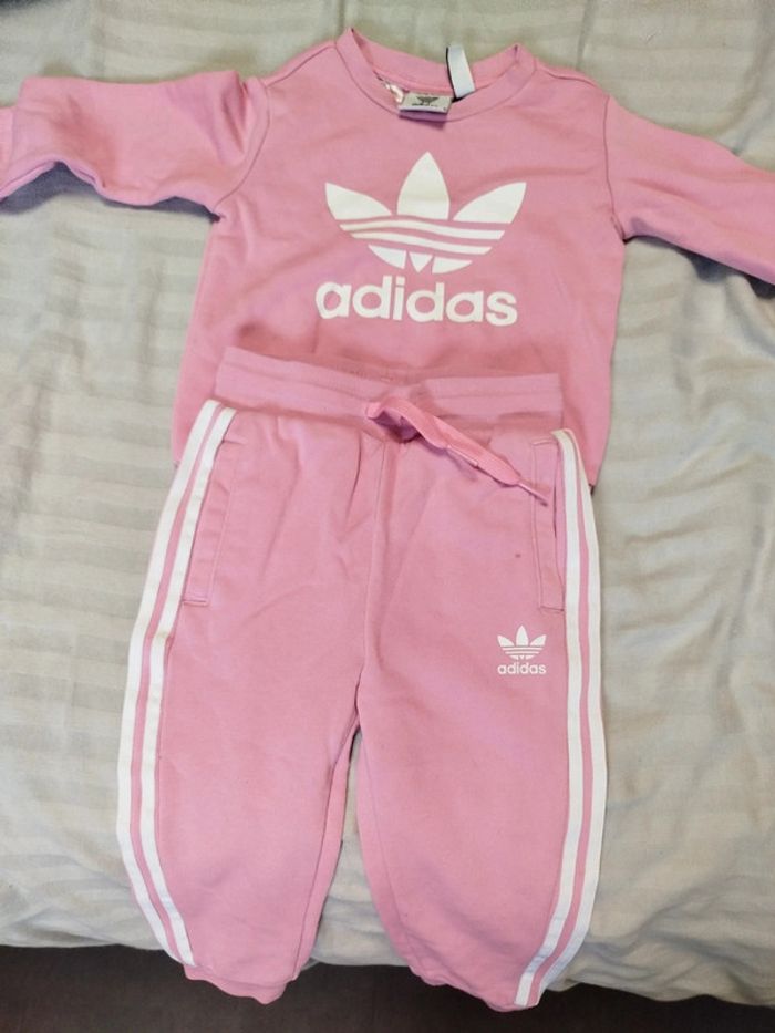 Ensemble adidas 18 mois