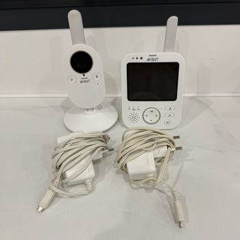 Babyphone écoute-bébé caméra Philips Avent SCD630.