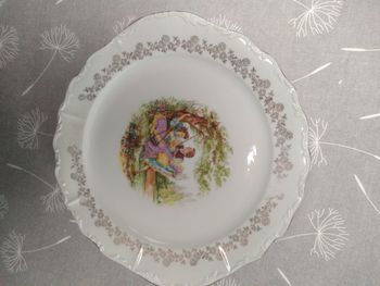 Assiette décorative