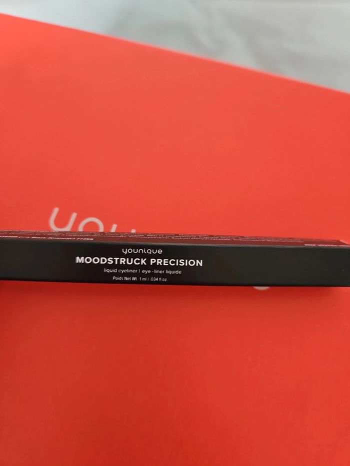 Eye-liner - photo numéro 3