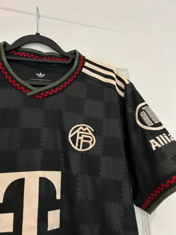 Maillot Football Bayern Munich Taille M 