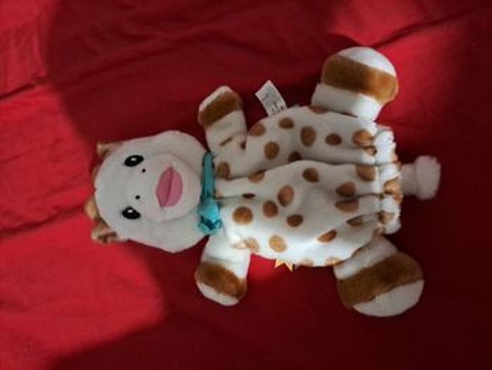 Doudou marionnette Sophie la girafe
