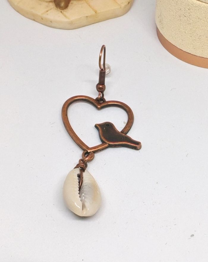 Boucles d'oreilles coeur oiseau coquillage - photo numéro 2