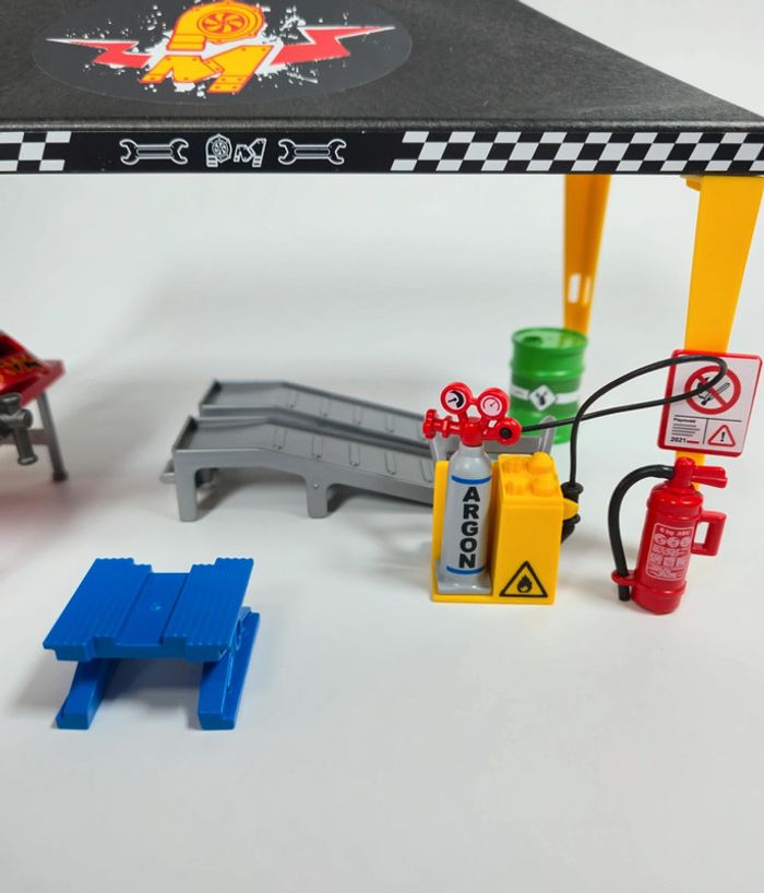 Playmobil Stand de Réparation moto - photo numéro 9