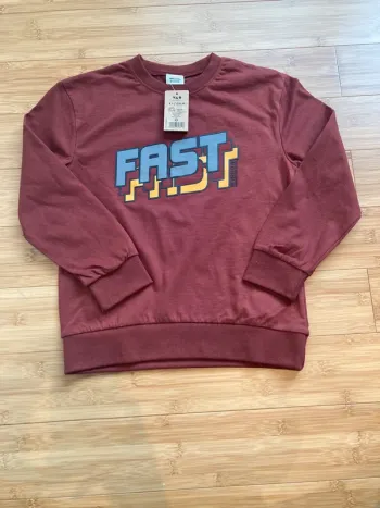 8 ans - Sweat fin couleur bordeaux et écriture - Neuf 18€