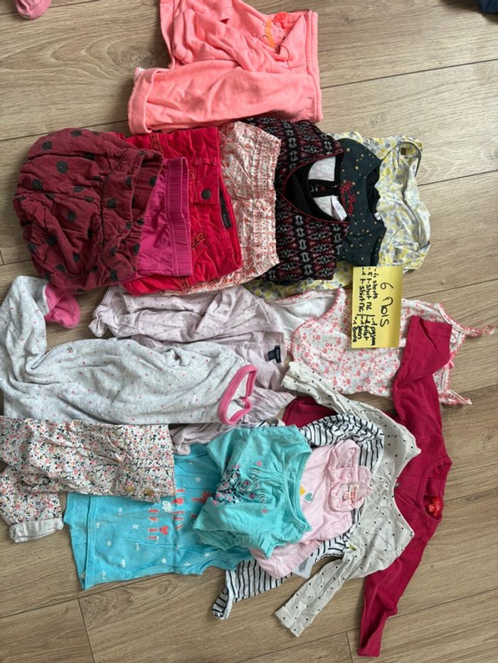 Lot de vêtements fille 6 mois