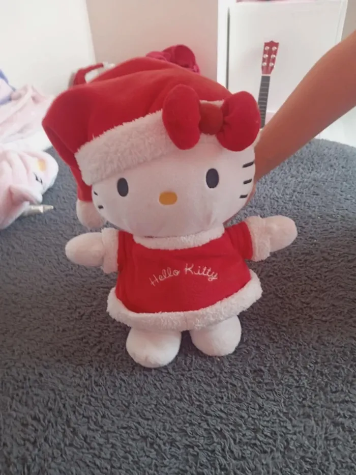 Peluche hello kitty Noël