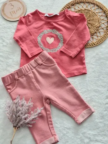 Ensemble T-shirt manches longues et jegging 3 mois