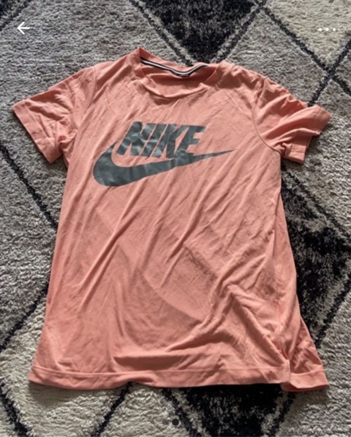 Tshirt rose nike