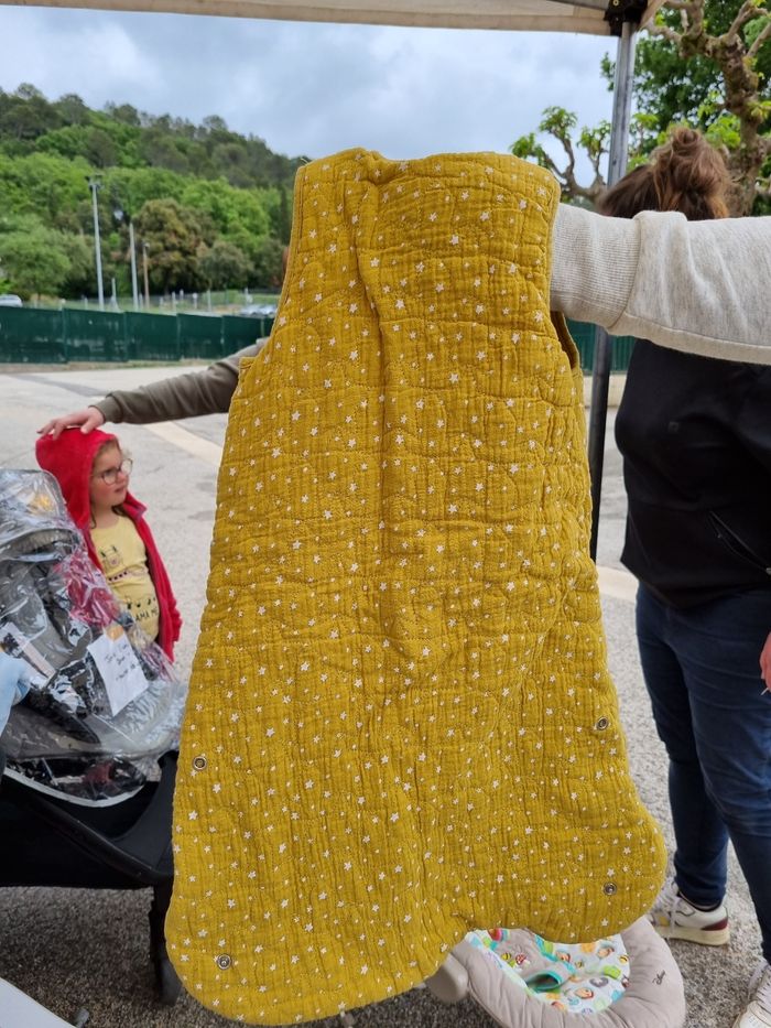 Gigoteuse et Tour de lit