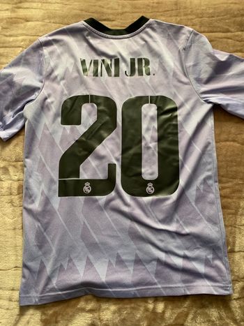 Maillot Vinicius réal Madrid