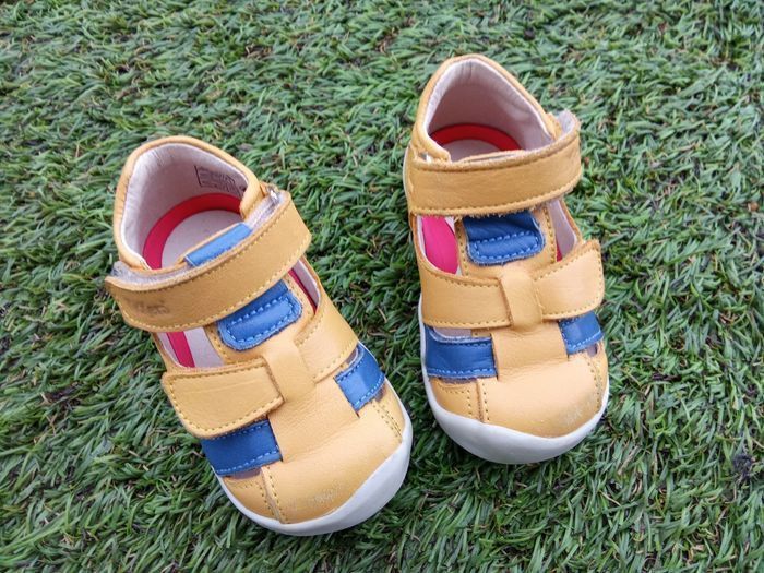 Sandales kickers garçon taille 20, scratch, jaune, marine - photo numéro 2