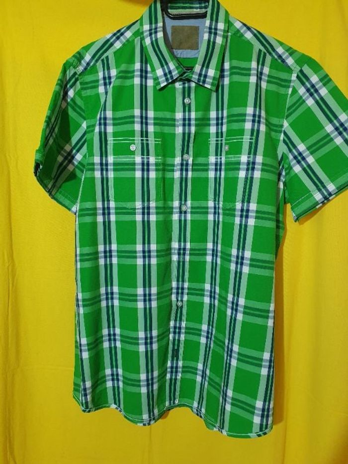 chemisette à carreaux