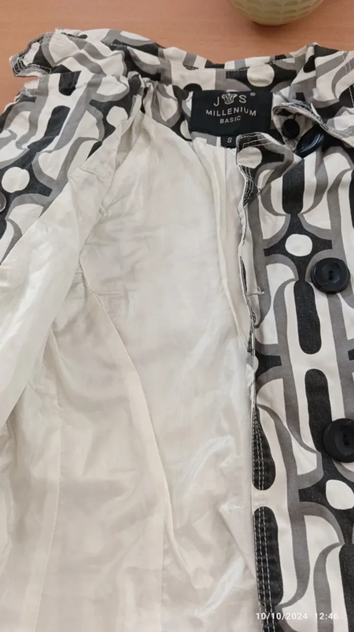 Veste - photo numéro 2