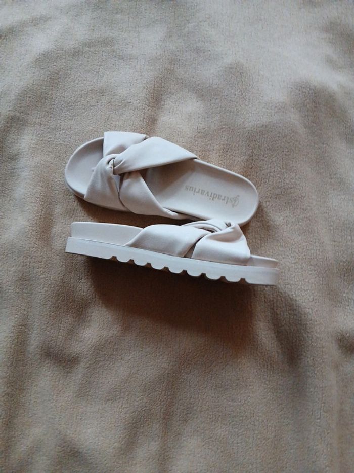 Mules Stradivarius taille 37 - photo numéro 3