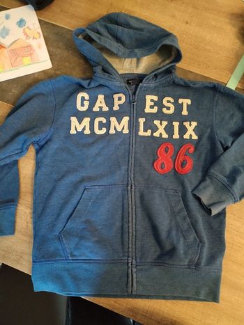 Veste sweat gap 8/9 ans