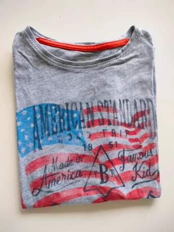 T-shirt gris drapeau Verbaudet 10ans