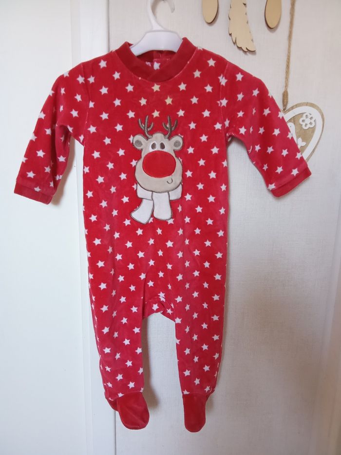 Pyjama de Noël une pièce mixte, bébé fille ou garçon 6 mois, motif Rennes, rouge, blanc, étoiles - photo numéro 2